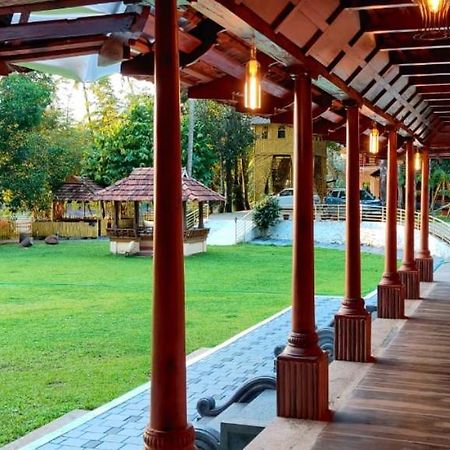 Sparrow Vale Resort Kotamangalam 外观 照片