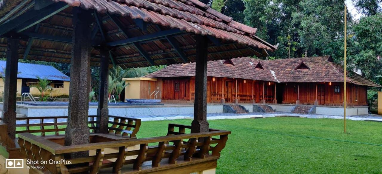 Sparrow Vale Resort Kotamangalam 外观 照片