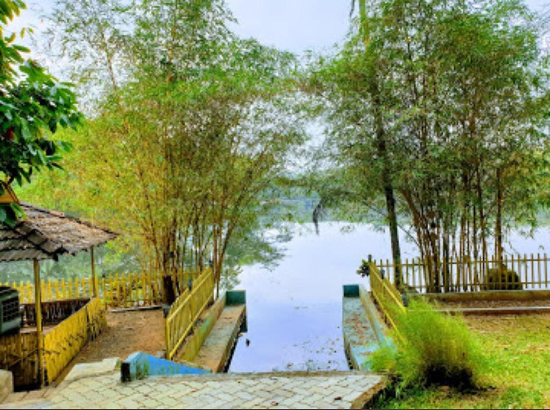 Sparrow Vale Resort Kotamangalam 外观 照片