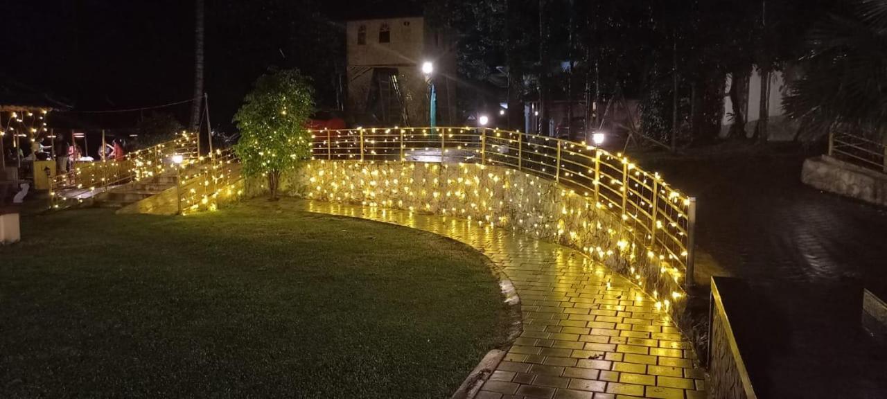 Sparrow Vale Resort Kotamangalam 外观 照片