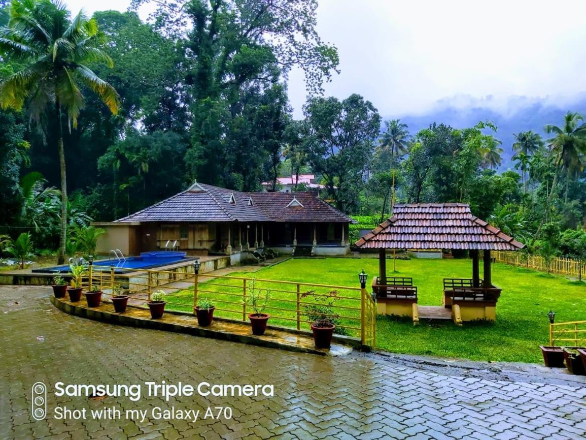 Sparrow Vale Resort Kotamangalam 外观 照片