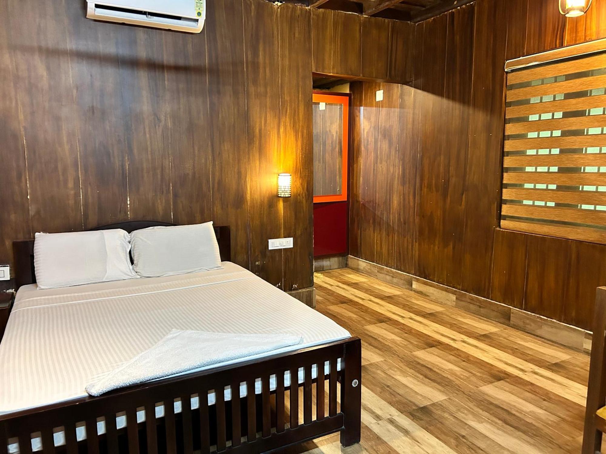 Sparrow Vale Resort Kotamangalam 客房 照片